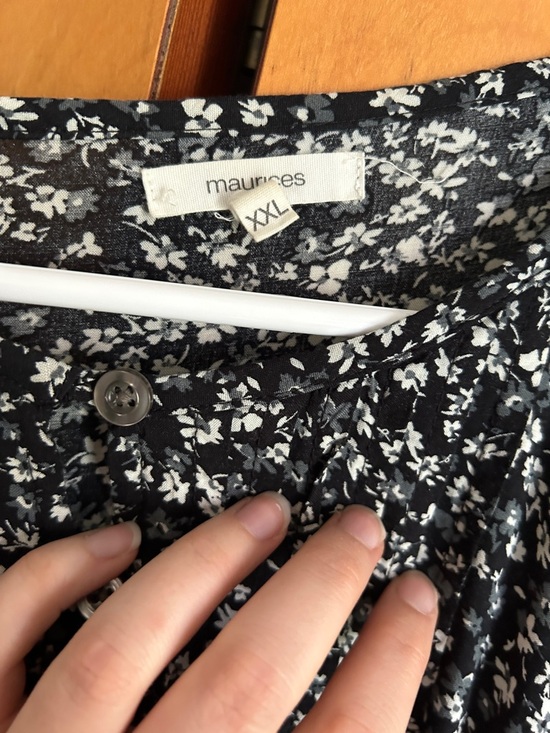 Black Floral Smocked Waist Women’s Dress Top - Picture 3 of 7